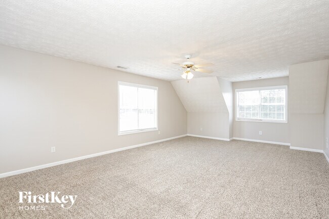 Building Photo - 112 Wyckliffe Dr