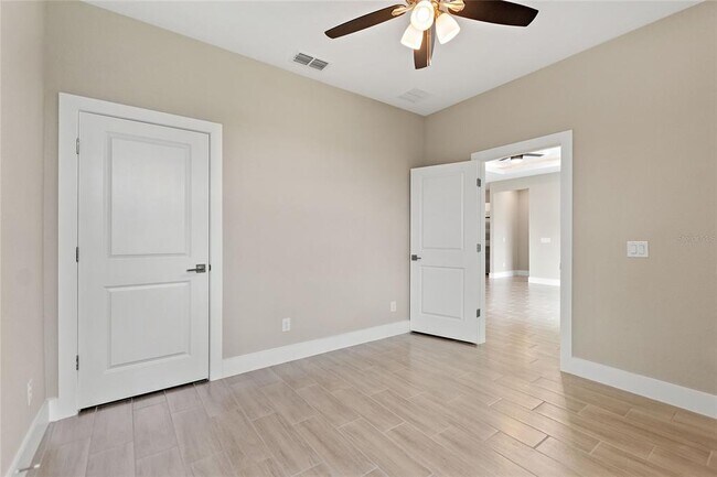 Building Photo - 1930 Drum Dr