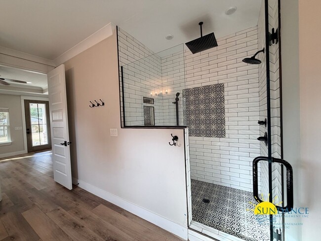 Building Photo - Elegant 4-Bedroom Home in Elliot Point with multiple neighborhood parks!