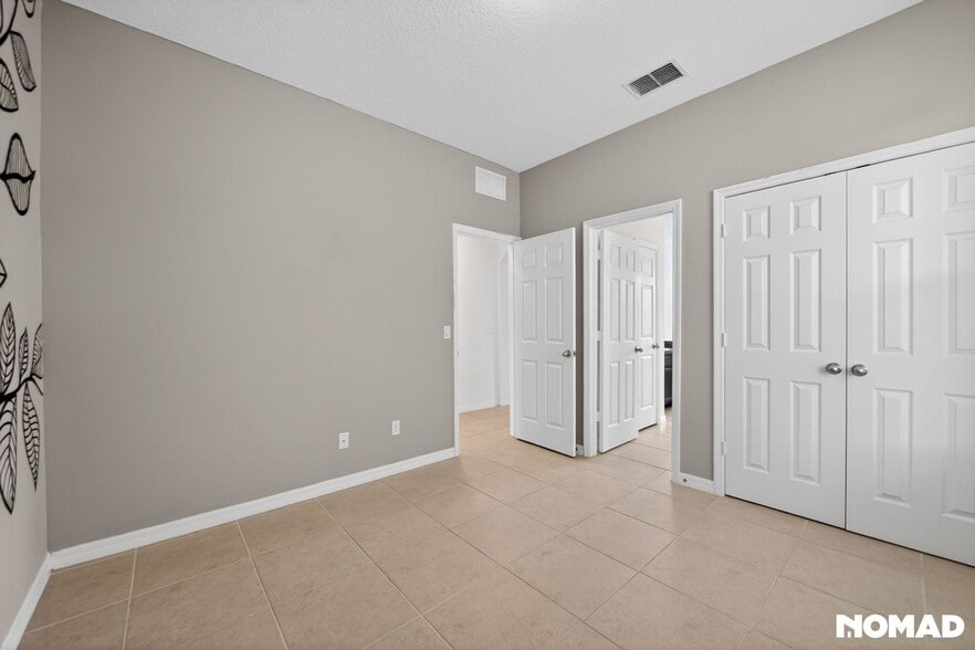 Building Photo - 3928 Pine Gate Trail