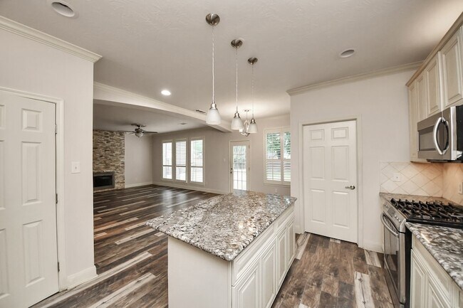 Building Photo - 6314 Holly Canyon Ct