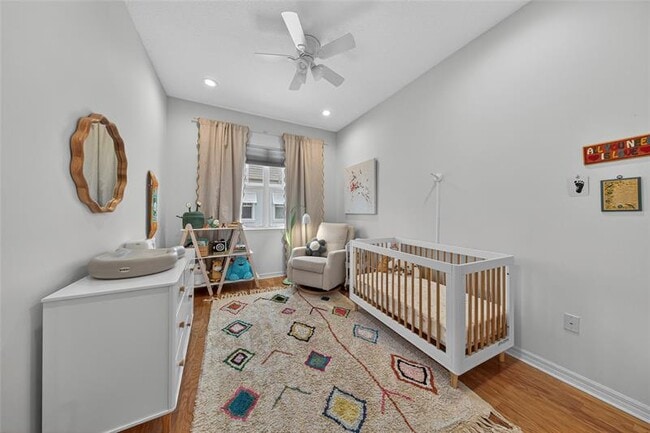 Building Photo - 15 NE 20th Ave