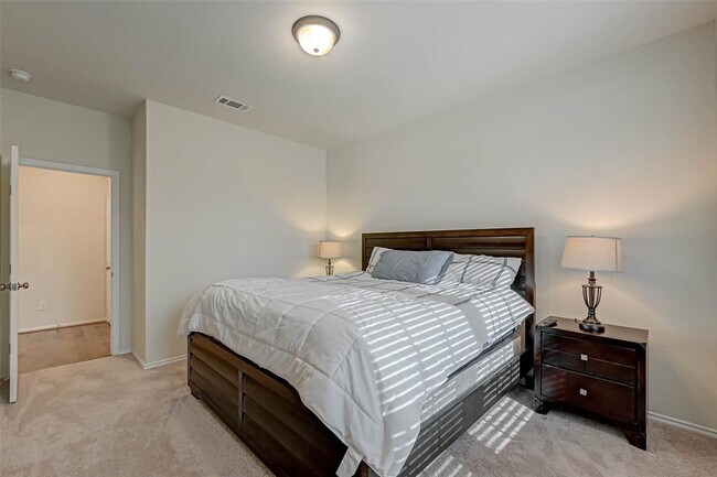 Building Photo - 3226 Longleaf Meadows Dr