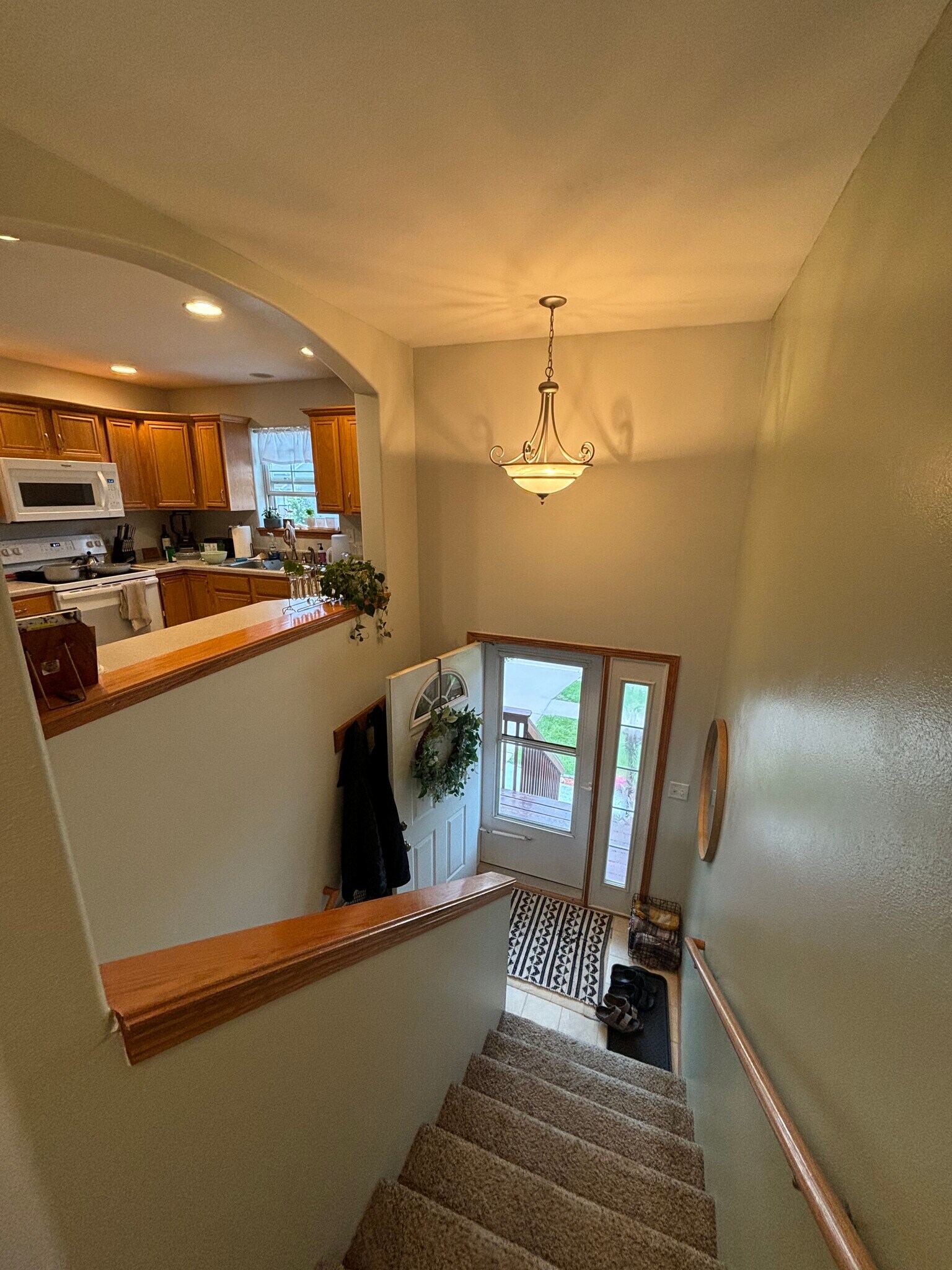 Building Photo - 1552 Deerfield Dr