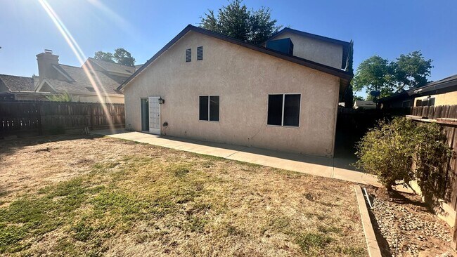 Building Photo - 3495 W Browning Ave