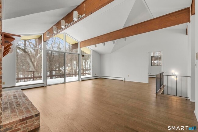 Building Photo - 304 Olmstead Hill Rd