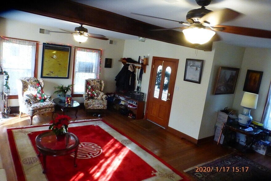 Building Photo - 324 Little Falls St