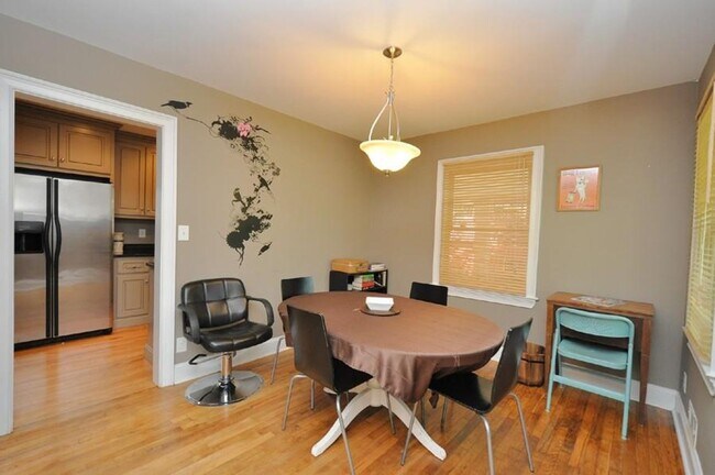 Building Photo - 3BR Near East Atlanta Village