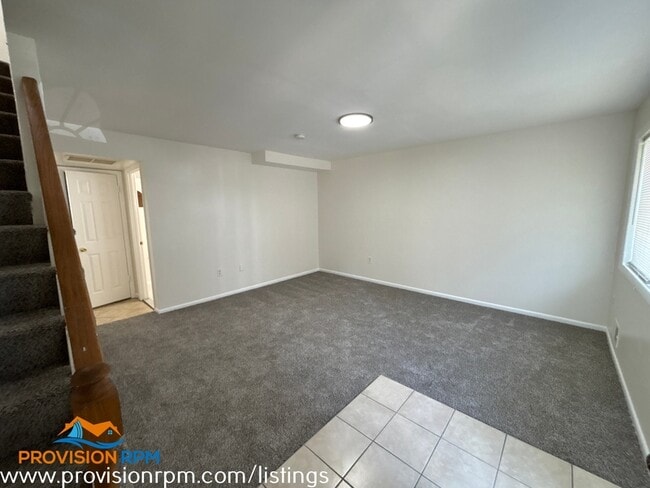 Building Photo - 5138 Clacton Ave