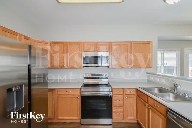 Building Photo - 2456 Pinyon Jay Dr
