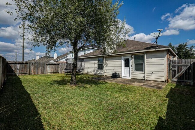 Building Photo - 18023 Melissa Springs Dr