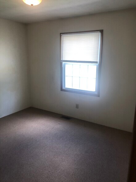 Building Photo - 3005 N 50th St