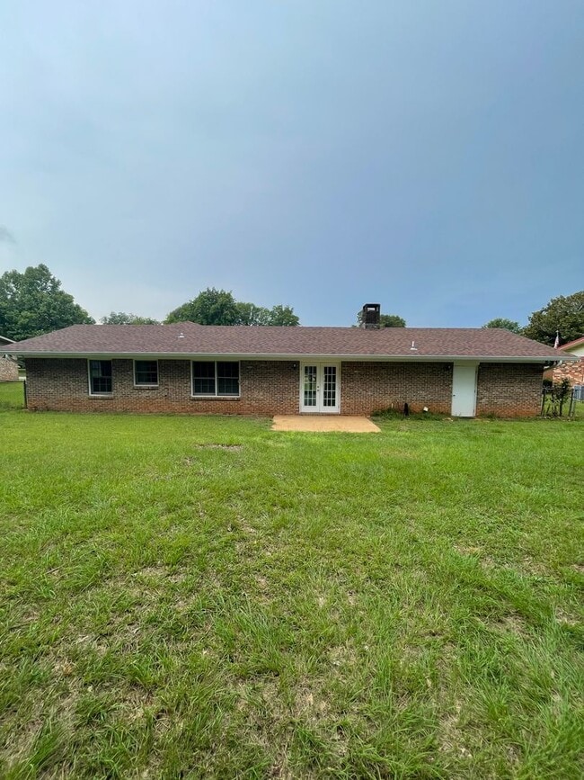 Building Photo - Country Estates Subdivision!