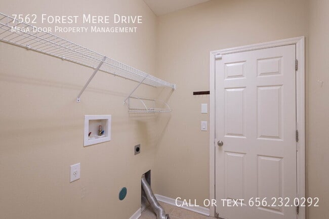 Building Photo - 7562 Forest Mere Dr