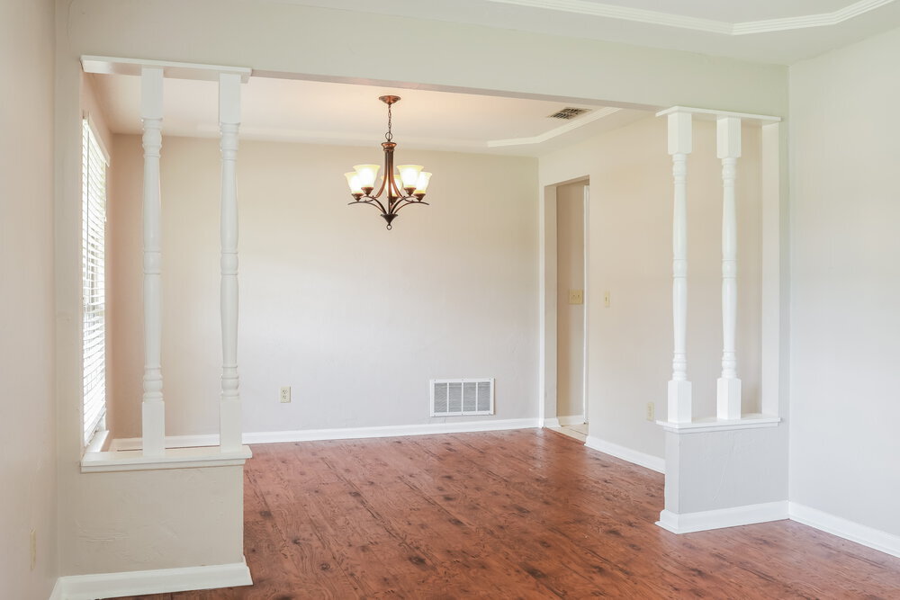 Building Photo - 2647 Beaumont Ct