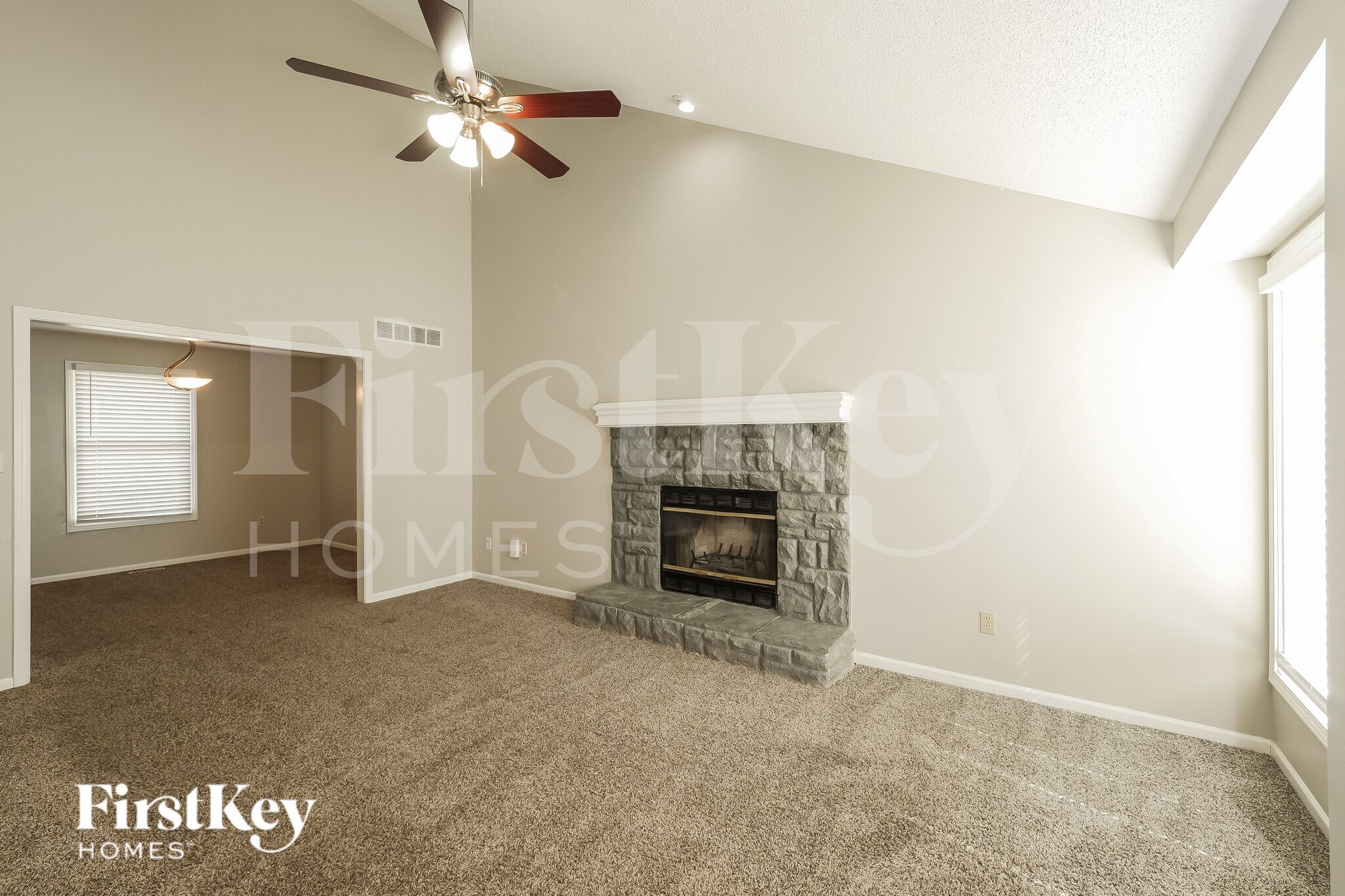 Building Photo - 16110 Spring Valley Rd