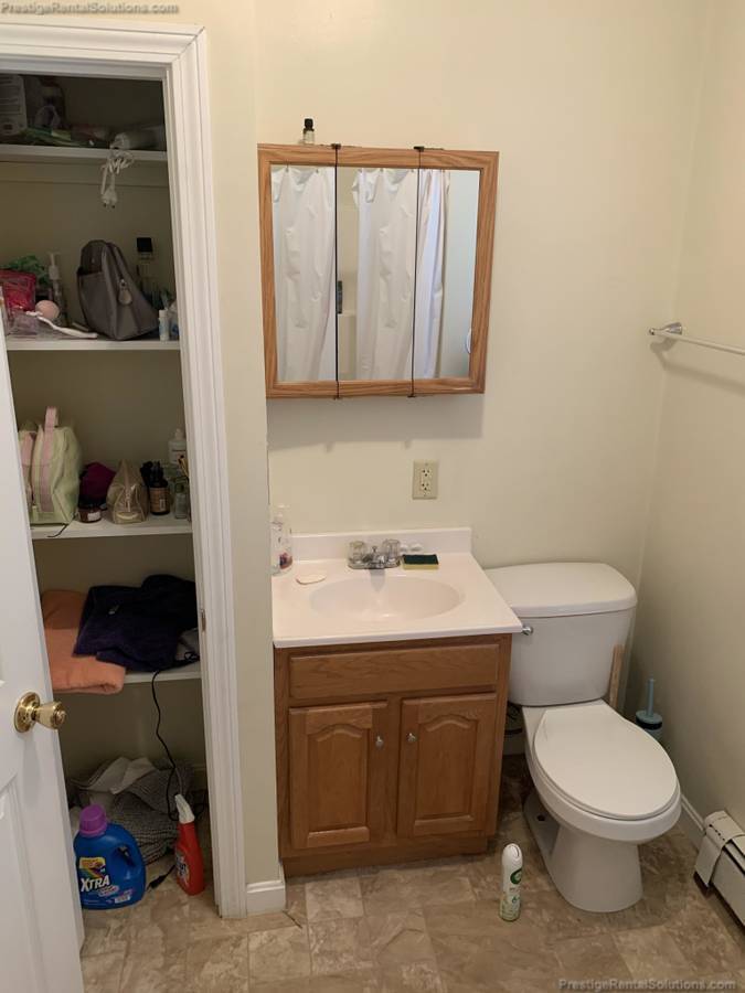 Building Photo - 18 Ashford St