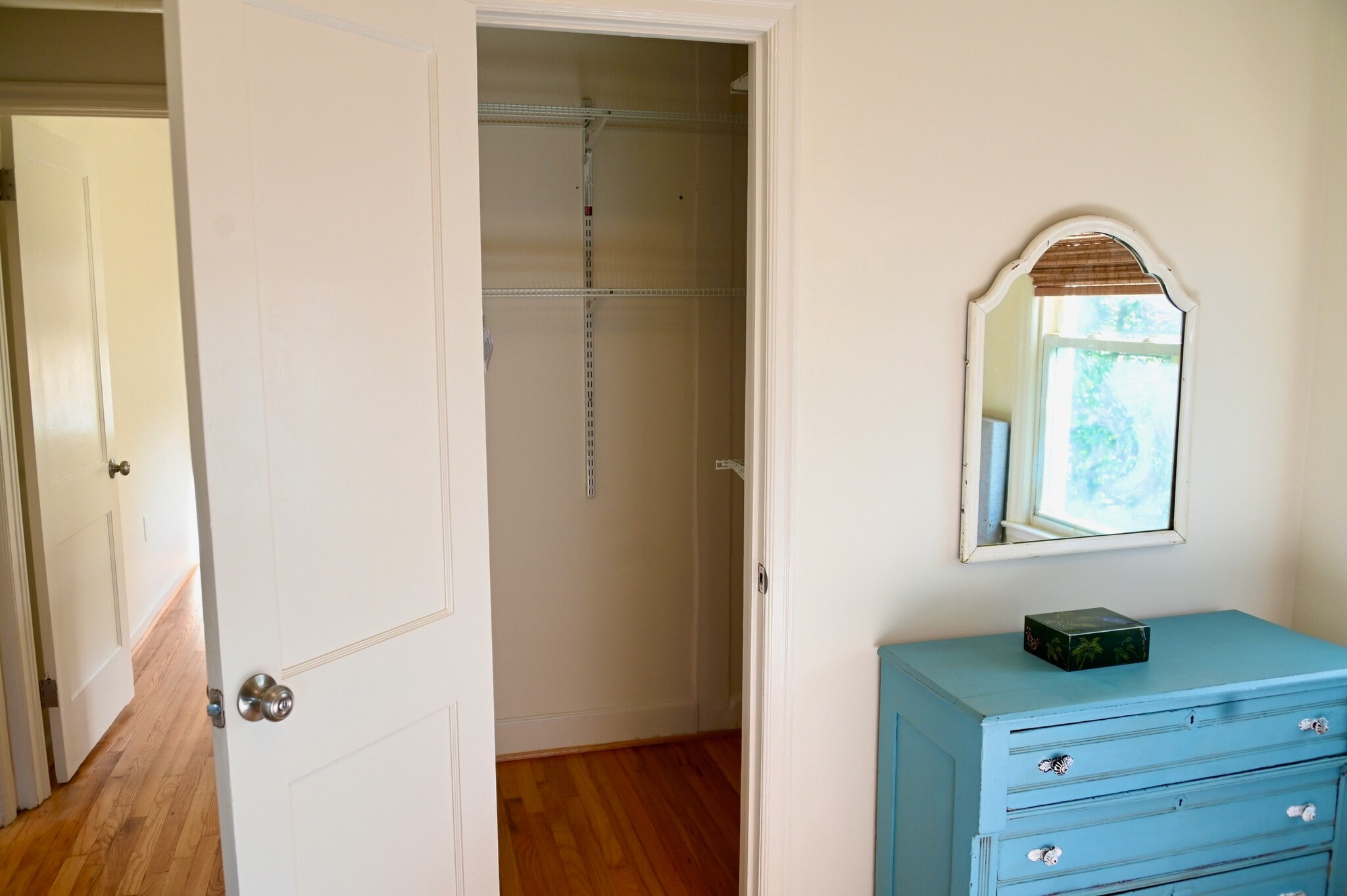 Building Photo - 4448 6th Ave S