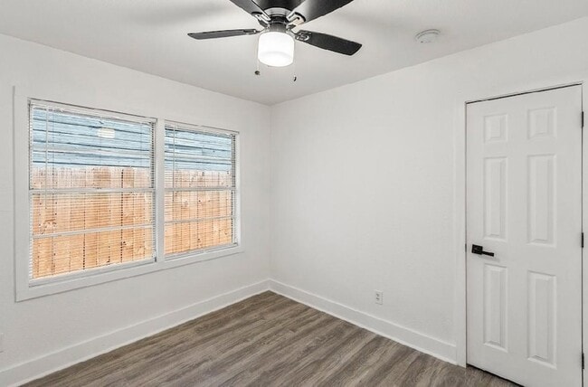 Building Photo - 4303 Dacca Dr