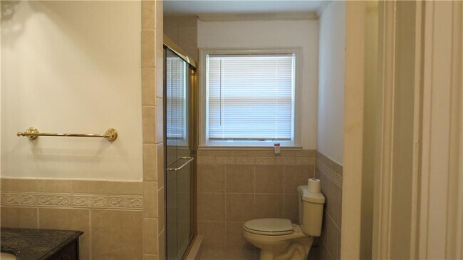 Building Photo - 1137 Citadel Dr NE