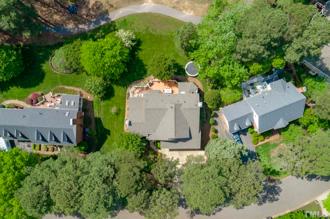 Building Photo - 8845 Wildwood Links