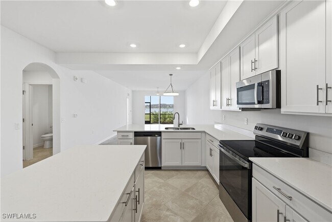 Building Photo - 5555 Double Eagle Cir