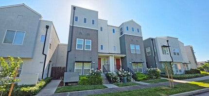 Building Photo - 4120 Beechcraft Way