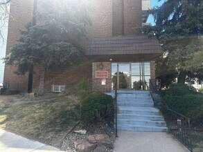 Building Photo - Available May 15th! "Chic & Cozy 1-Bed Furnished Condo in Denver's Desirable Hale Neighborhood! P...