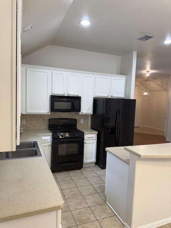 Building Photo - 337 Kirby Dr