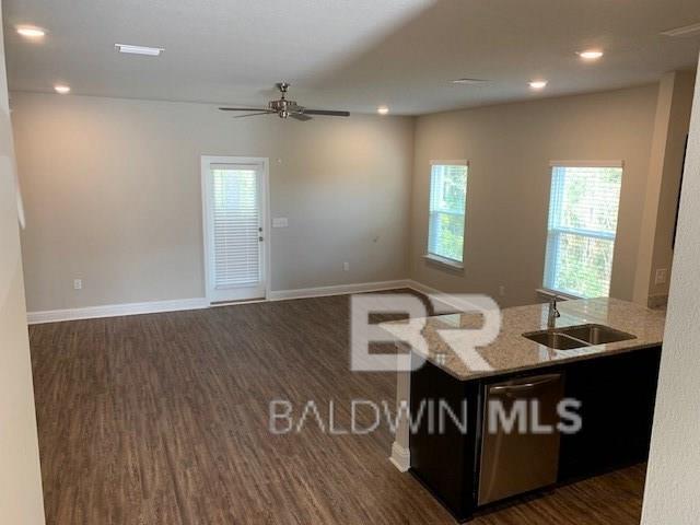 Building Photo - 6761 Spaniel Dr
