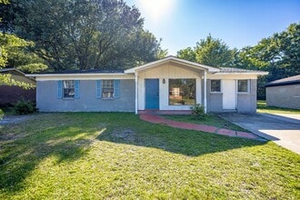 Building Photo - 5612 Rose Dr