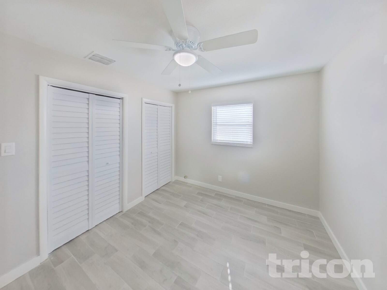 Building Photo - 6210 S Adelia Ave