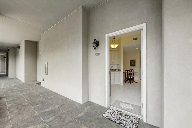 Building Photo - 150 Salt Air Dr