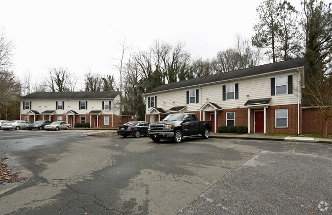 Primary Photo - Morehead Glen Apartments