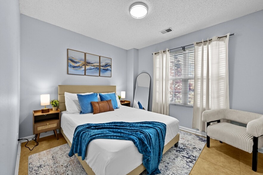 Building Photo - 226 Ashland Creek Ct