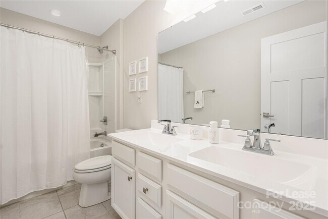 Building Photo - 1636 Tundra Ln