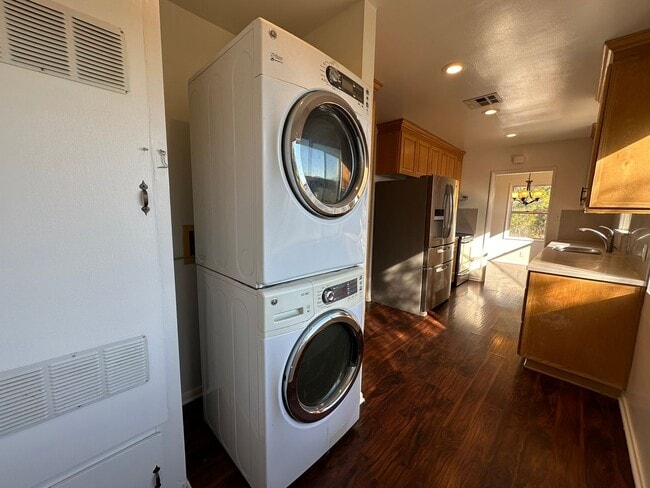 Building Photo - AVAILABLE NOW HOUSE ON THE HILL- CALIMESA- VIEWS 4+2