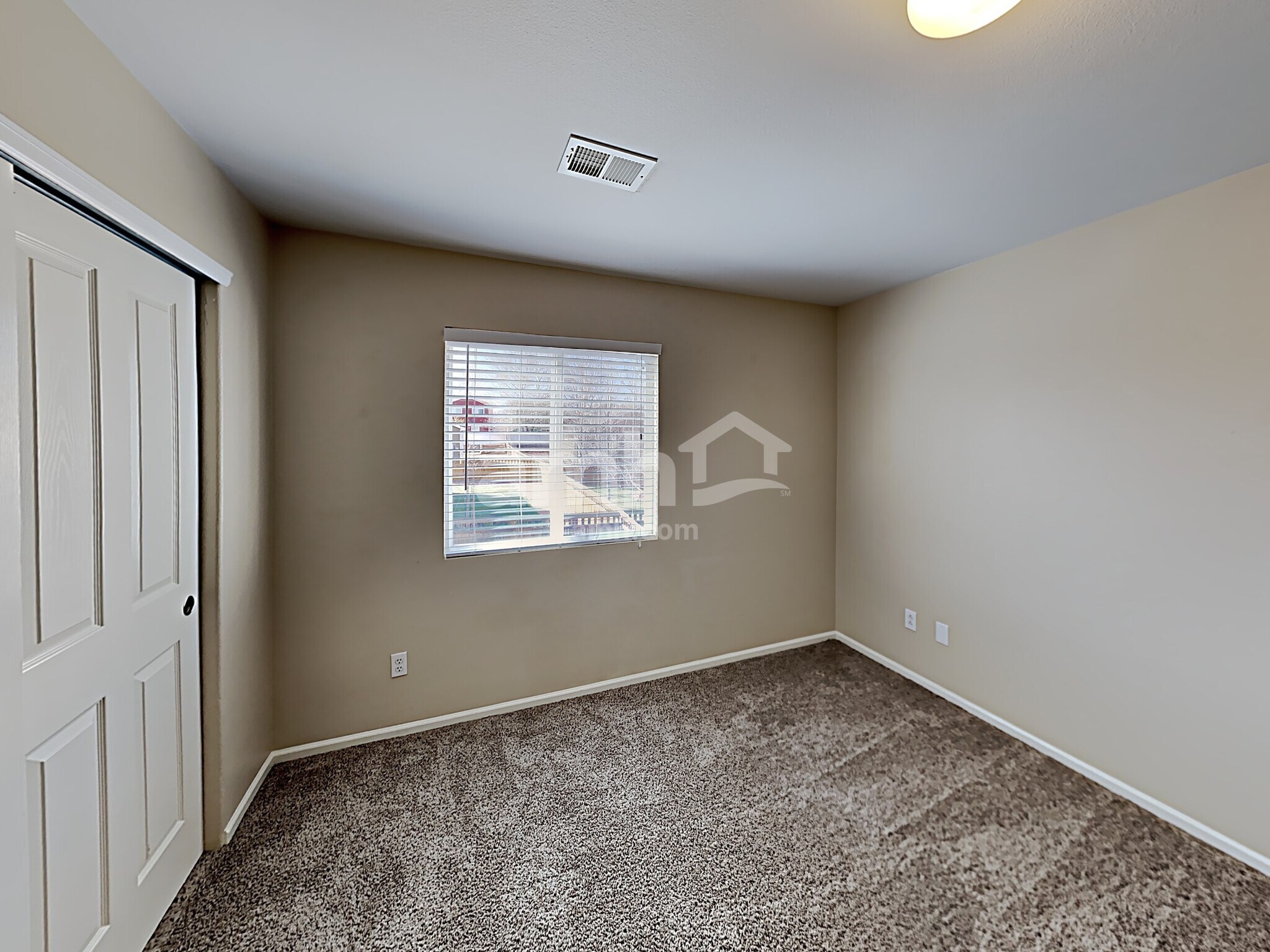 Building Photo - 5163 Pelican St
