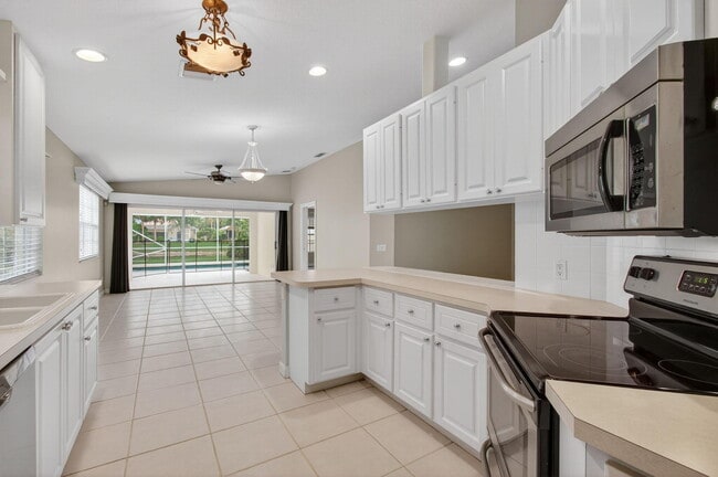 Building Photo - 8148 Montserrat Pl