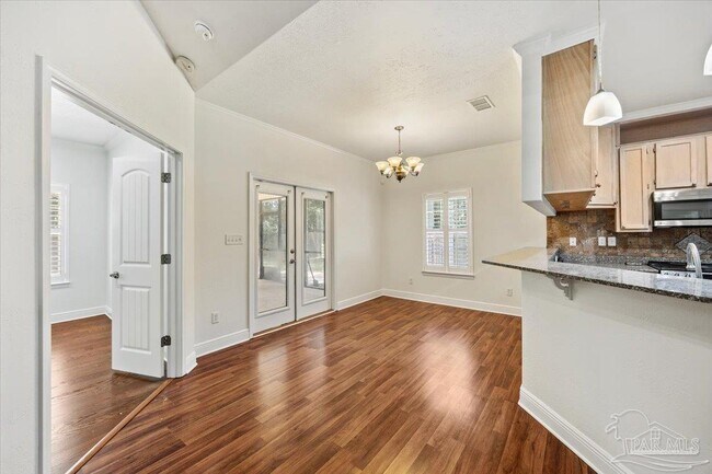 Building Photo - 3385 Montecito Blvd