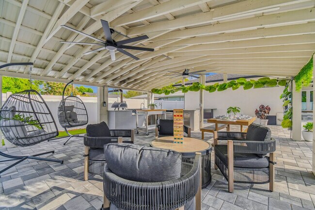 Building Photo - 1107 W Braddock St