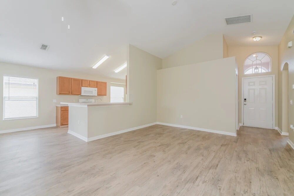 Building Photo - 236 Manoel Ln