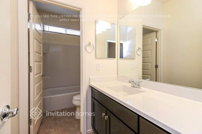 Building Photo - 22475 E Avenida Del Valle Ct