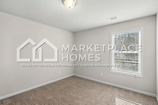 Building Photo - 248 WL Miller Dr