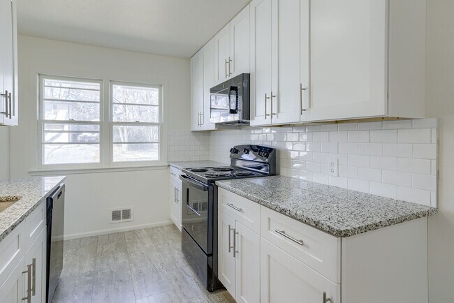 Building Photo - 4623 N 55th St