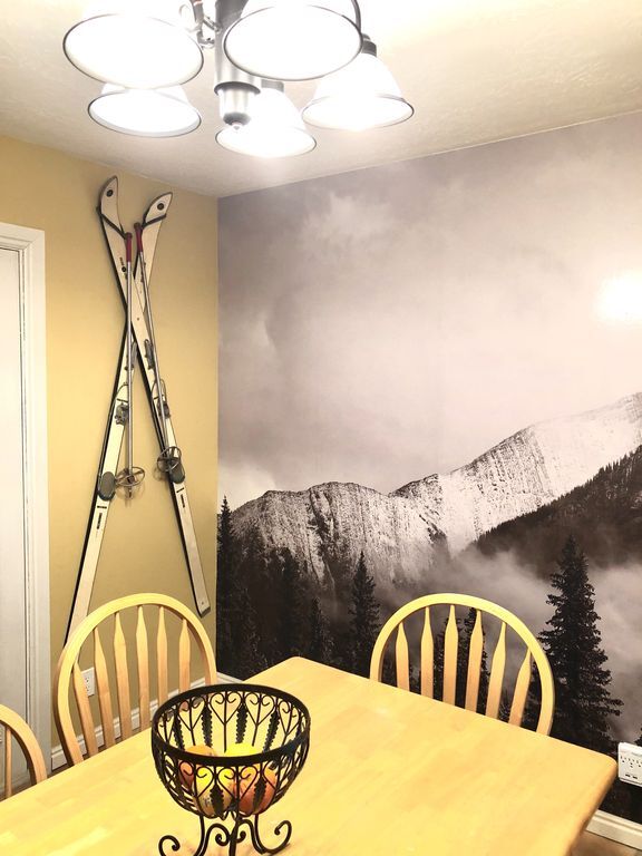 Building Photo - 8131 S Clover Spring Ln