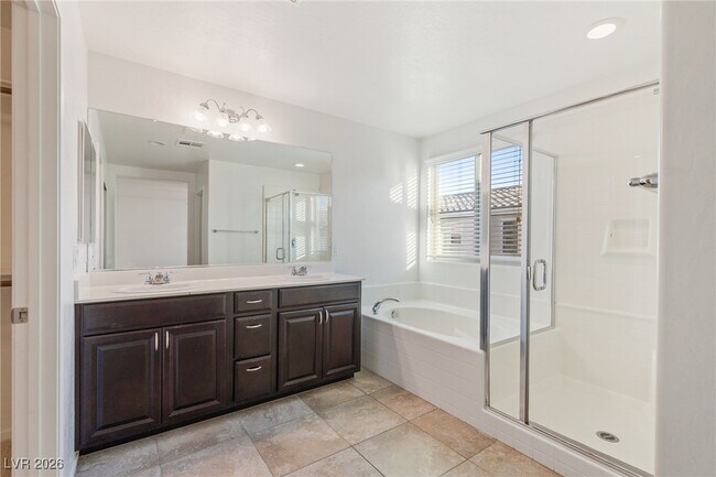 Building Photo - 7741 Lots Hills Dr