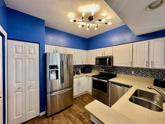 Building Photo - 5141 SW 91st Way