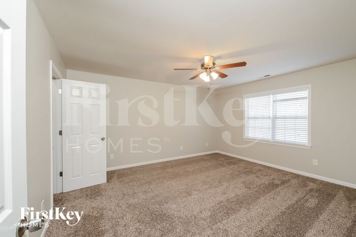 Building Photo - 6072 Birkdale Dr