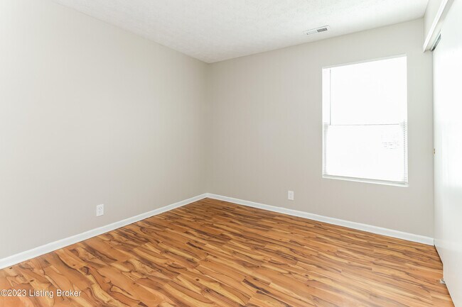 Building Photo - 6226 Maravian Dr
